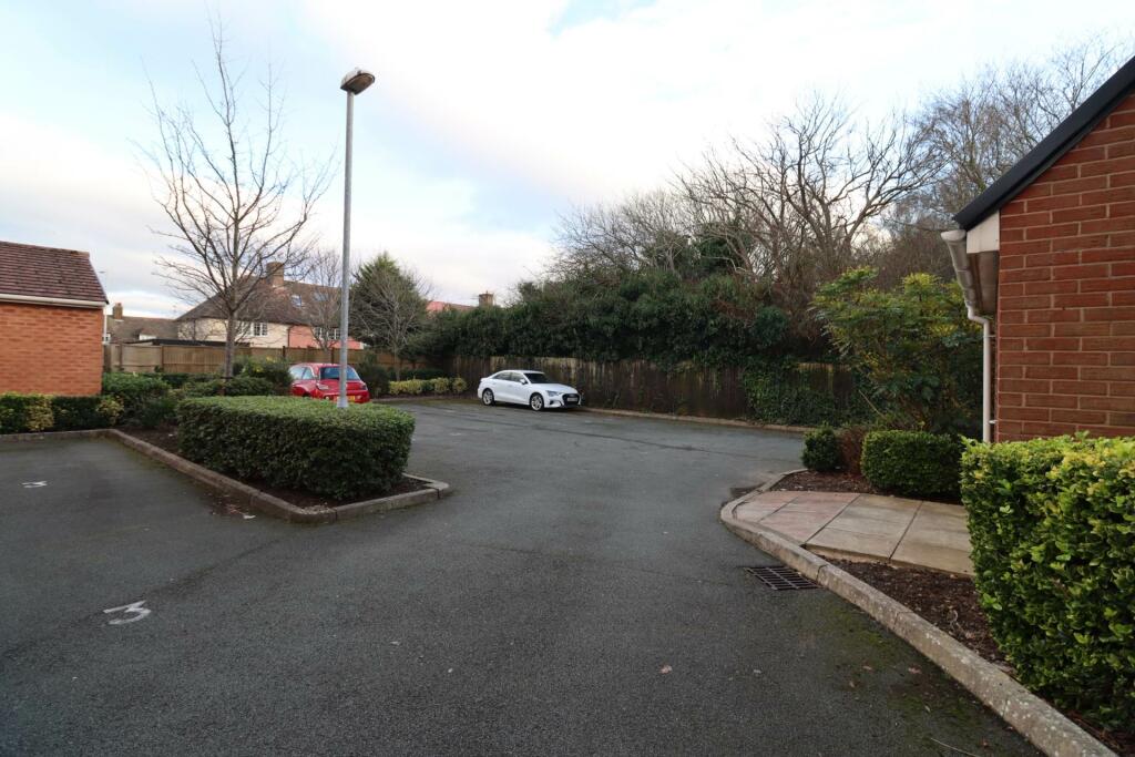 Additional image 26 of Hesketh Way, Bromborough