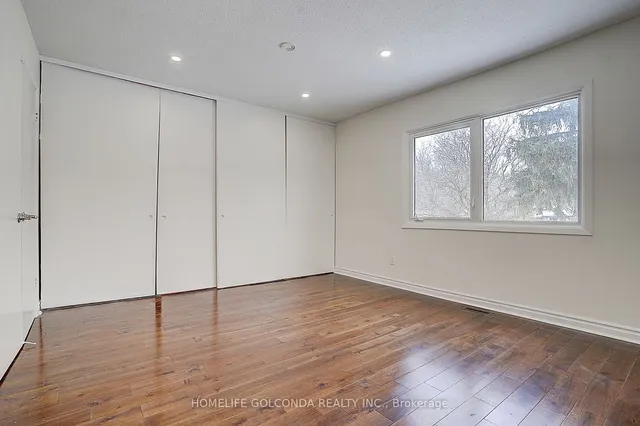 Additional image 19 of 38 Applegate Cres