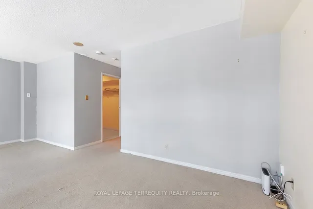 Additional image 16 of 10 Yonge St Unit 2609