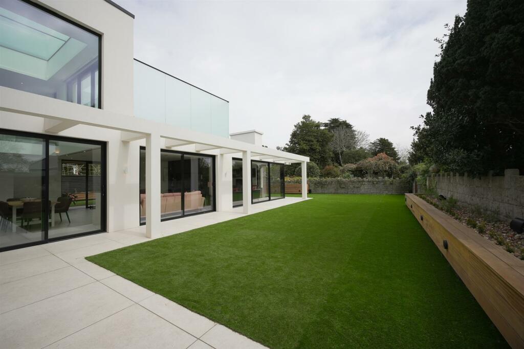 Additional image 25 of Lavernock Road, Penarth