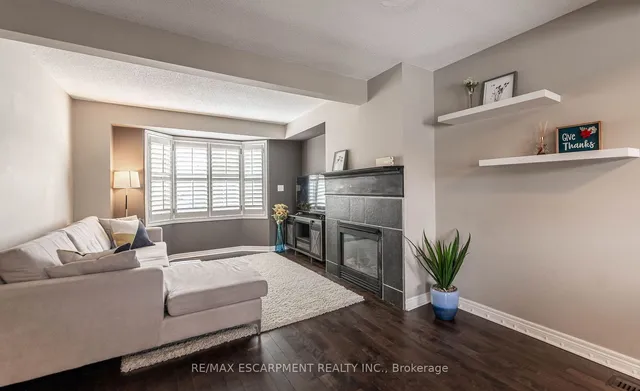 Additional image 9 of 1336 UPPER SHERMAN Ave Unit 7