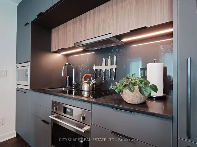 Additional image 12 of 185 ALBERTA Ave Unit 1210