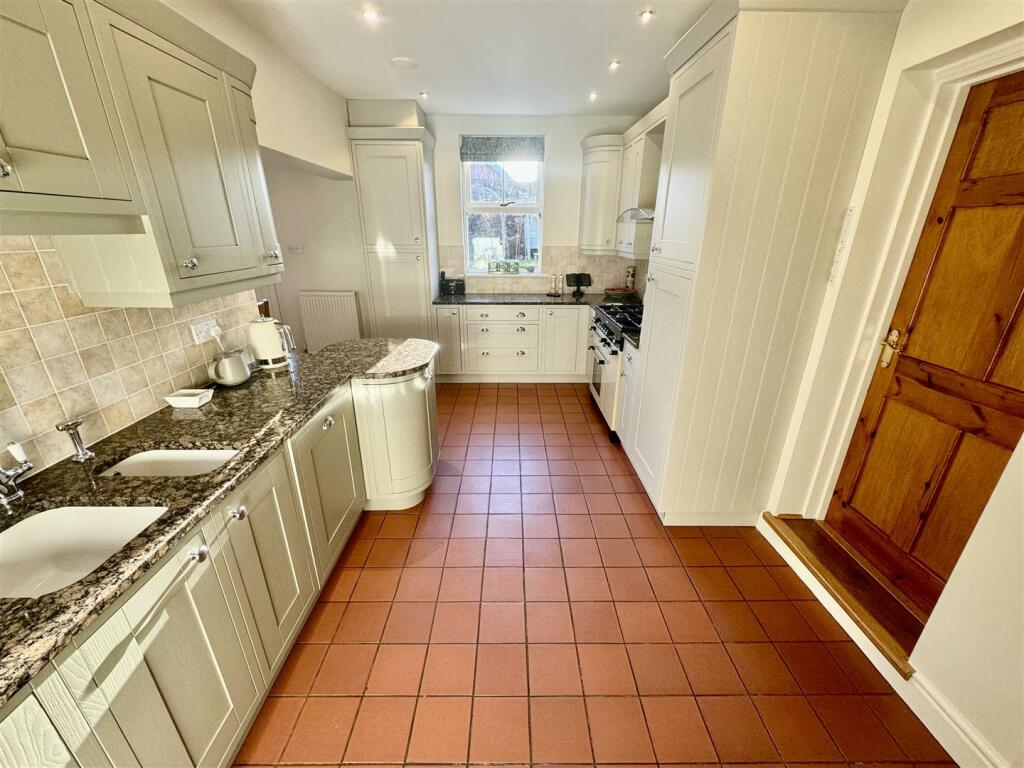 Additional image 11 of Main Road, Higher Kinnerton, Chester