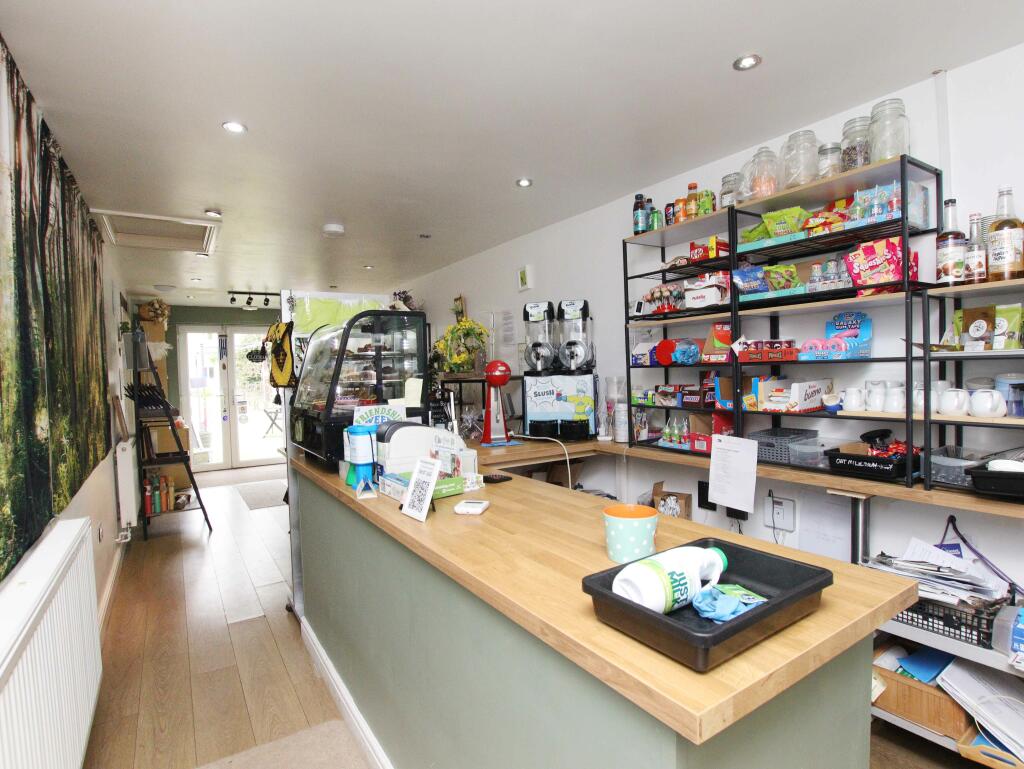 Additional image 3 of Brynamlwg, Pontyclun, CF72 9AU