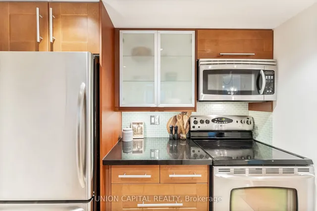 Additional image 10 of 25 Maitland St Unit 206