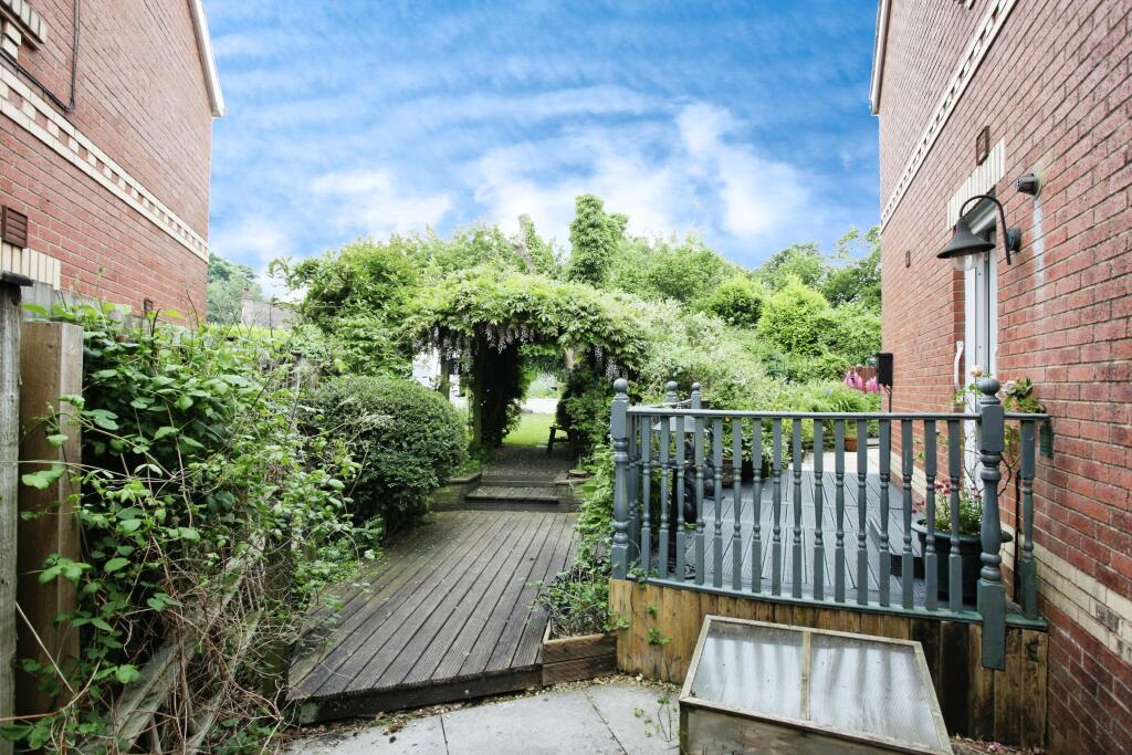 Additional image 12 of Clos Cae Pwll, Treharris, CF46