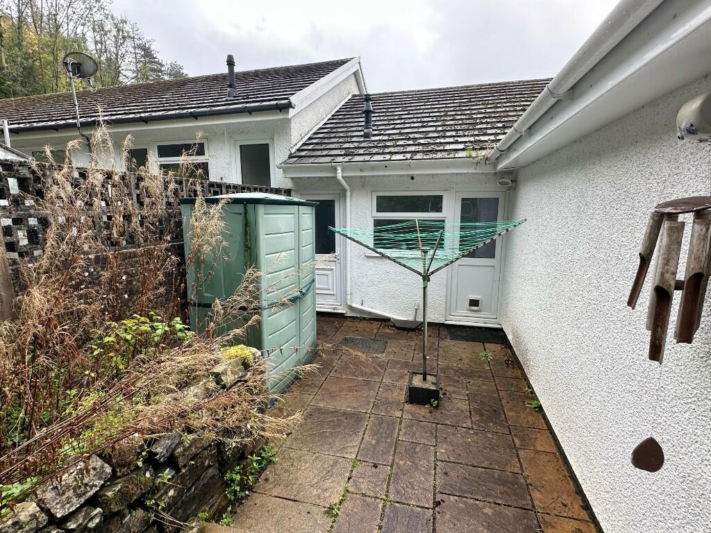 Additional image 17 of Lakeside Gardens, Merthyr Tydfil, South Glamorgan, Merthyr Tydfil (County of), CF48