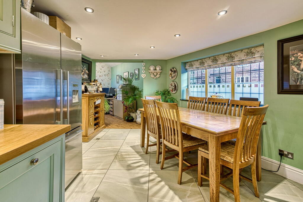 Additional image 11 of Old Wrexham Road, Chester, Cheshire, CH4 7HS