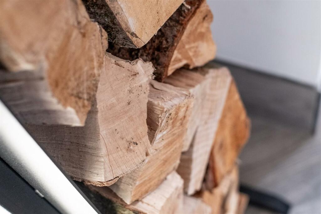 Additional image 7 of Burton Road, Little Neston, Cheshire