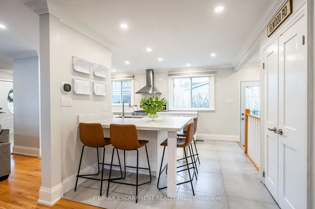 Additional image 7 of 555 Elwood Rd