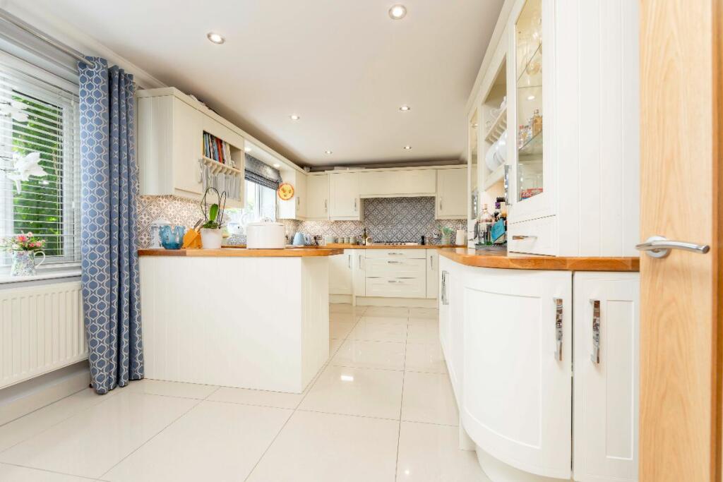 Additional image 9 of Heather Court, Quakers Yard, Treharris