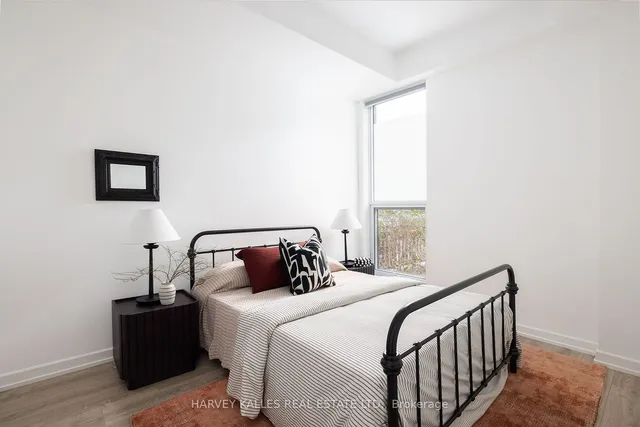 Additional image 24 of 30 Wyatt Ave