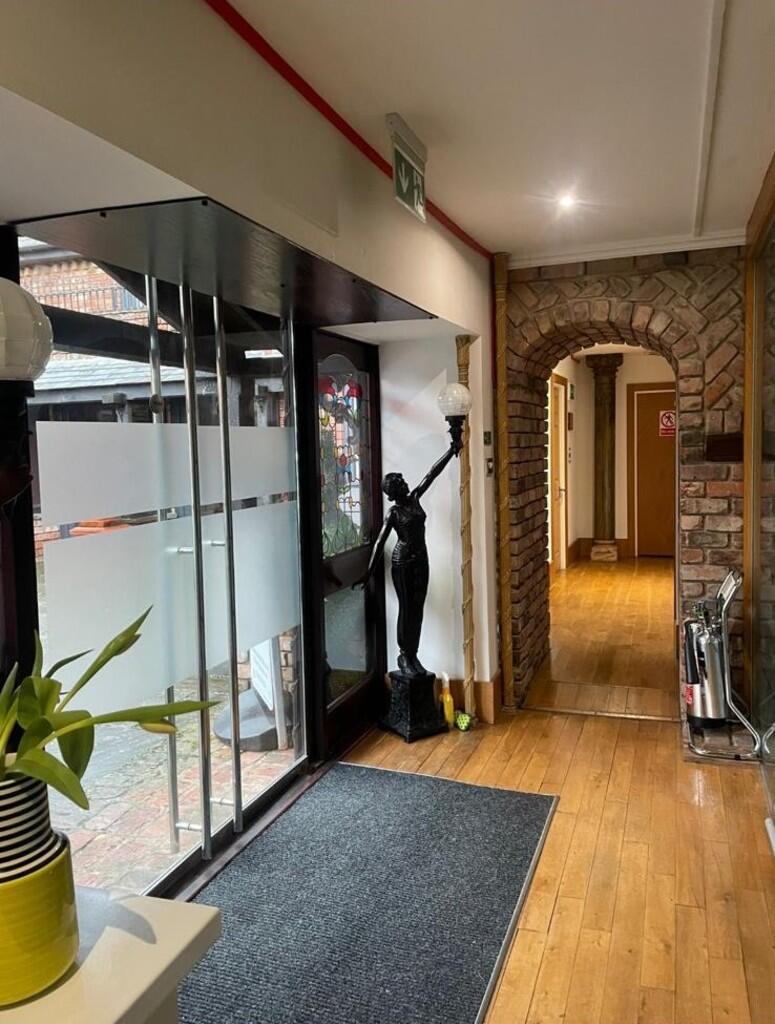 Additional image 8 of The Stables, Castleland Street, Barry.