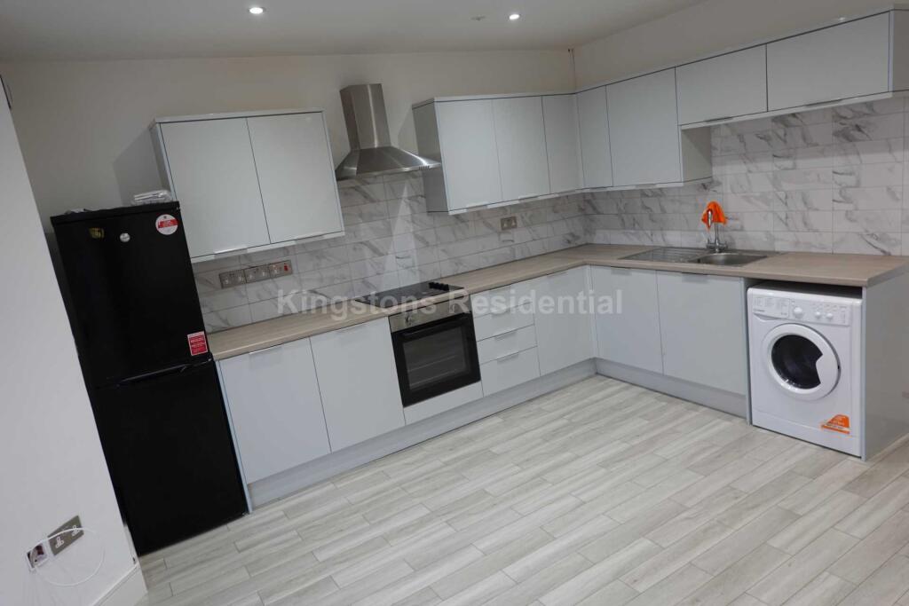 Additional image 2 of Colum Road, Cathays, CF10 3EE