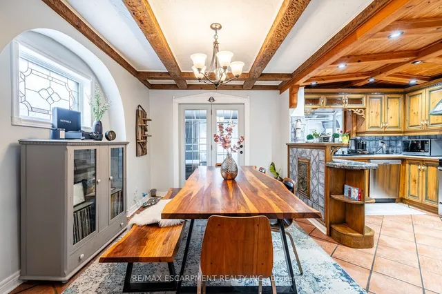 Additional image 10 of 164 Edgemont St