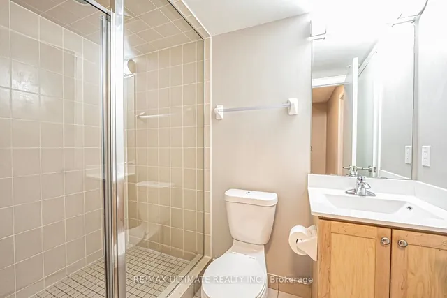 Additional image 25 of 330 Village Green Sq Unit TH06