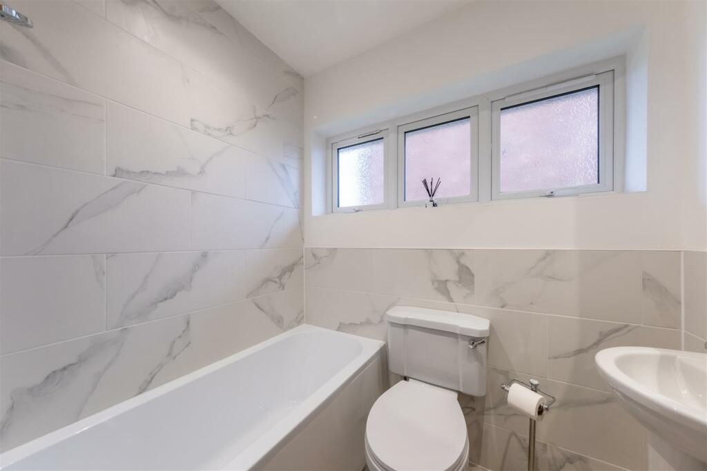 Additional image 29 of Platts Lane, Tarvin