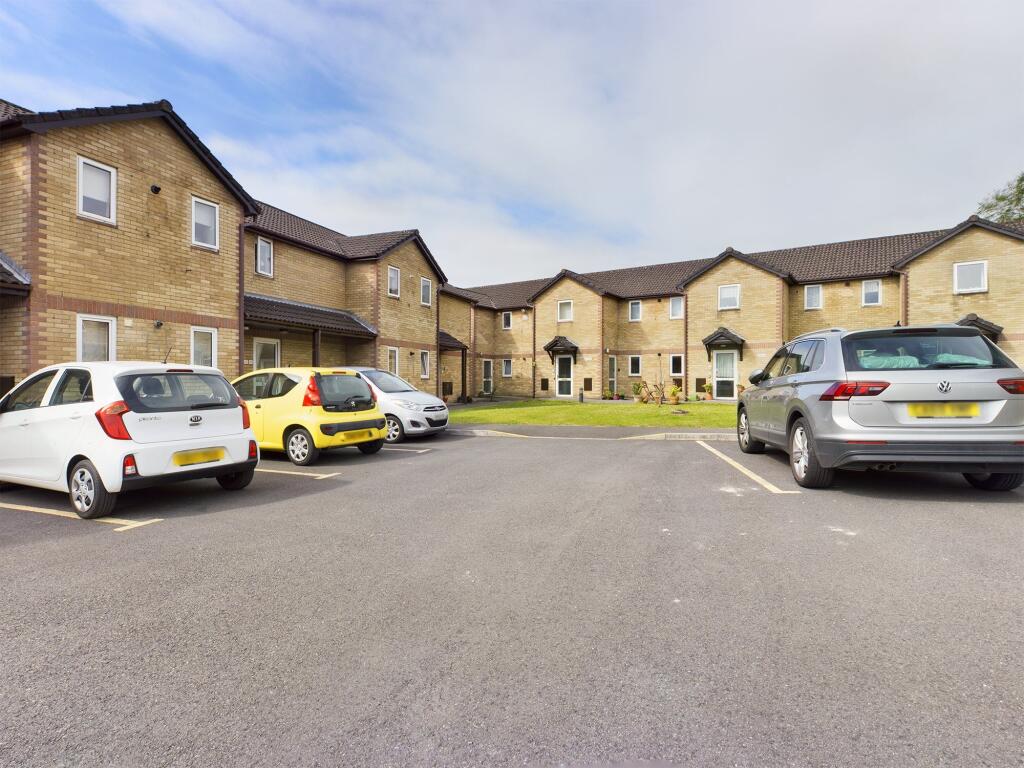 Bailey Close, Norbury Court Bailey Close, CF5