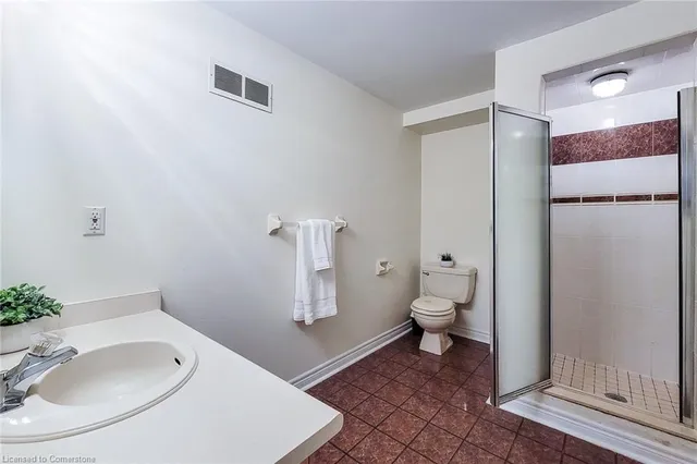 Additional image 47 of 85 Meadowlands Blvd