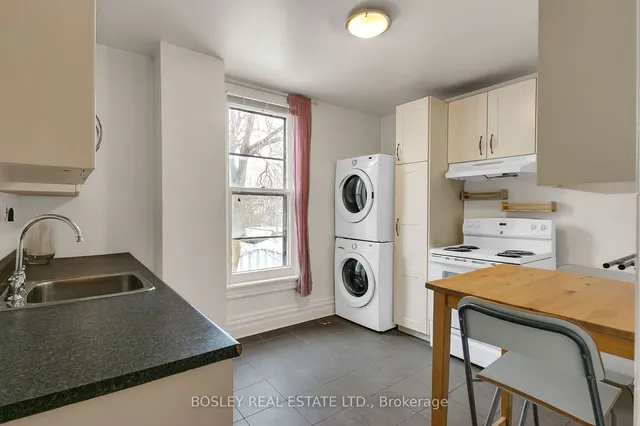 Additional image 10 of 133 Carlaw Ave