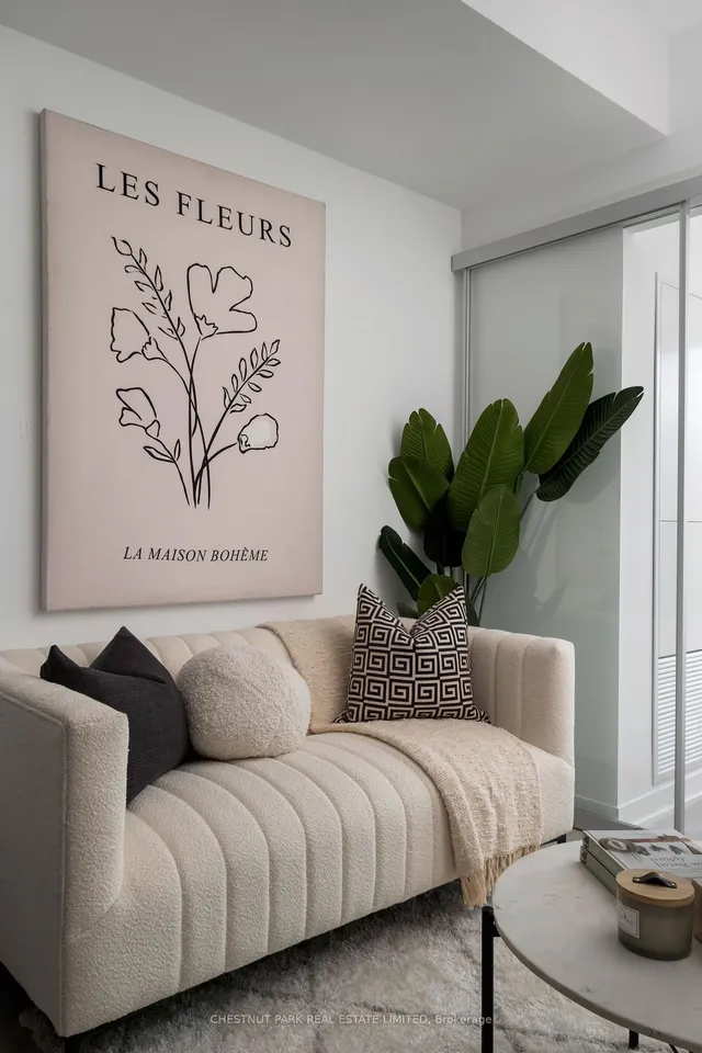 Additional image 3 of 195 McCaul St Unit 404