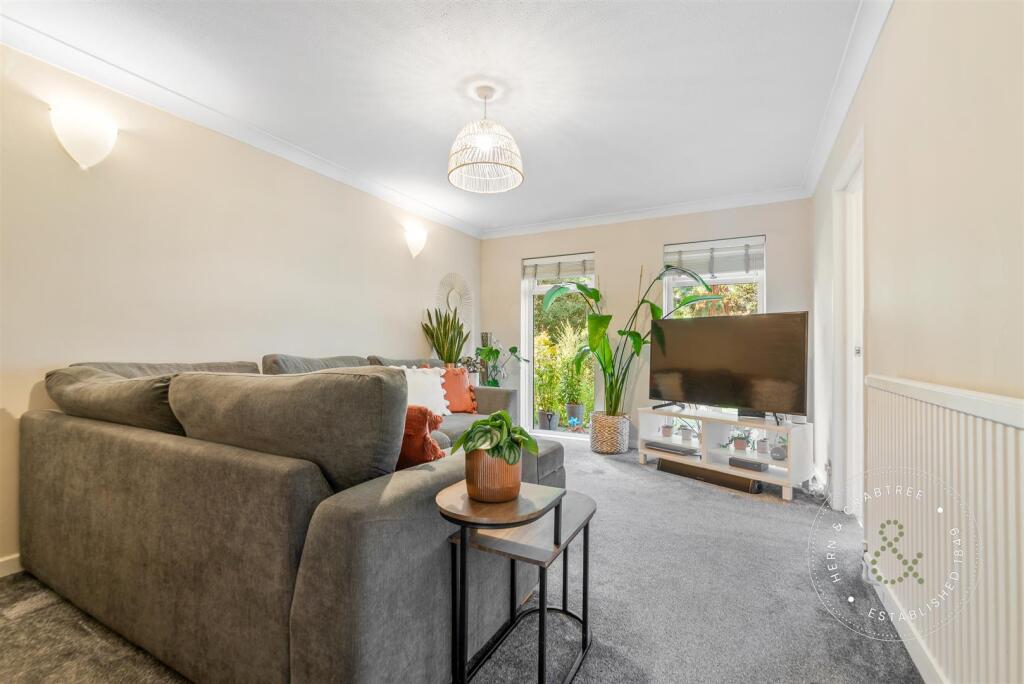 Additional image 3 of Dulwich Gardens, Cardiff