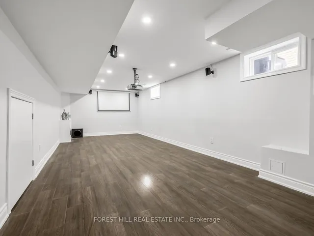 Additional image 15 of 36 Pebblehill Sq