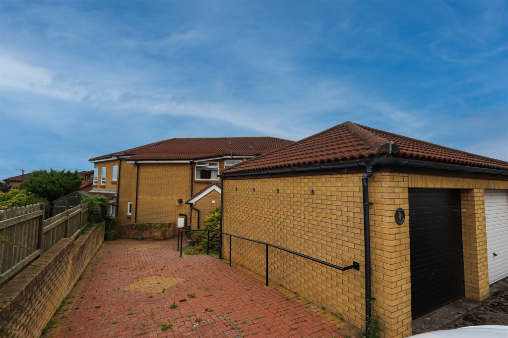 Additional image 15 of Glan-Y-Mor, Barry