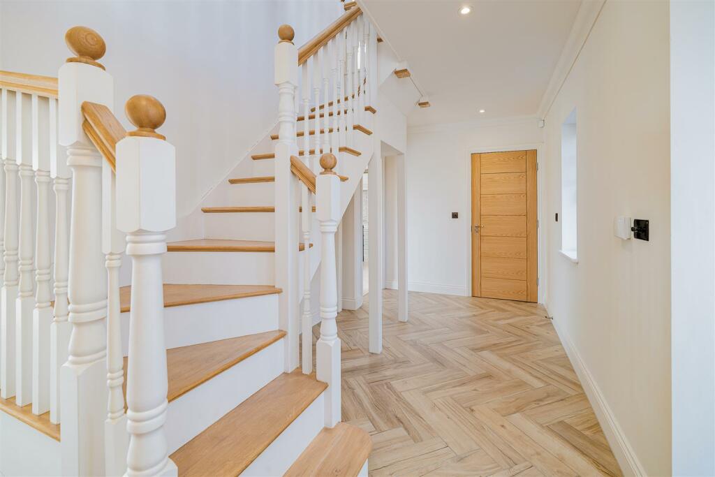 Additional image 11 of Belgrave Garden Mews, Pulford, Chester