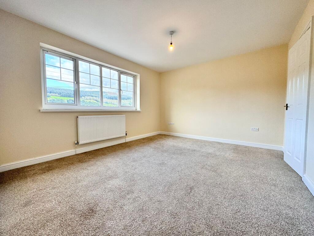 Additional image 8 of The Oak, Stream Street, Mountain Ash