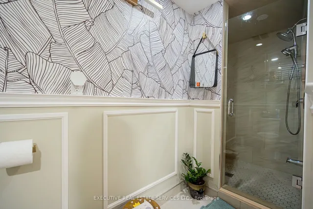 Additional image 34 of 47 Foxrun Ave