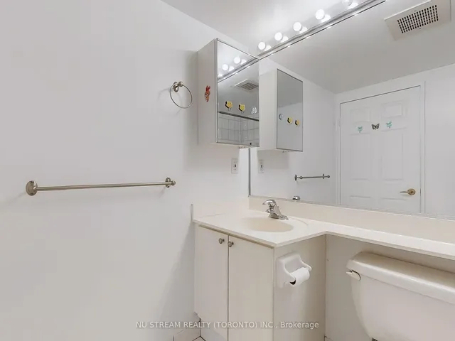 Additional image 19 of 18 Lee Centre Dr Unit 2007