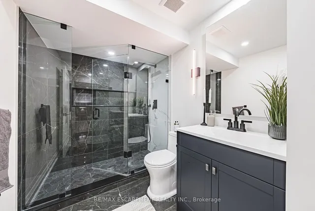 Additional image 35 of 3895 Leonardo St