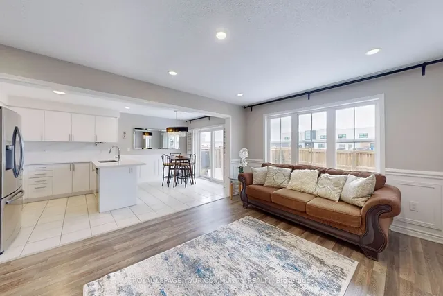 Additional image 5 of 1140 Duignan Cres