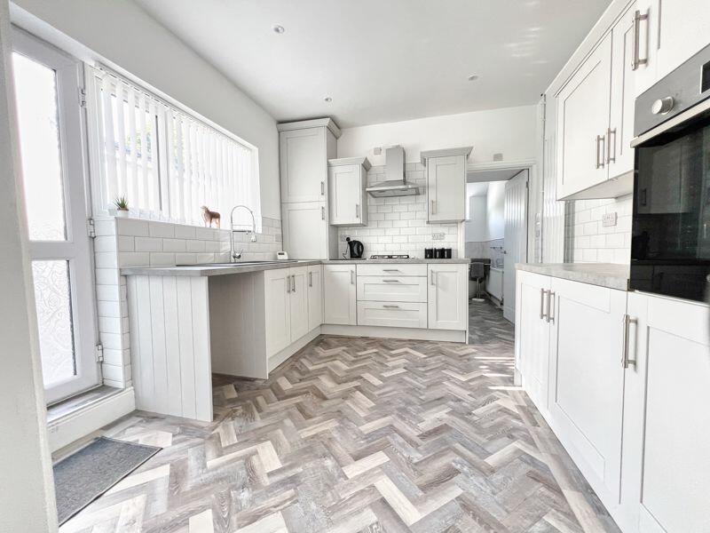 Additional image 4 of 12 Neath Road, Maesteg, Bridgend, CF34 9PG