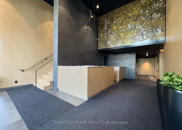 Additional image 4 of 7 Smith Cres Unit 301