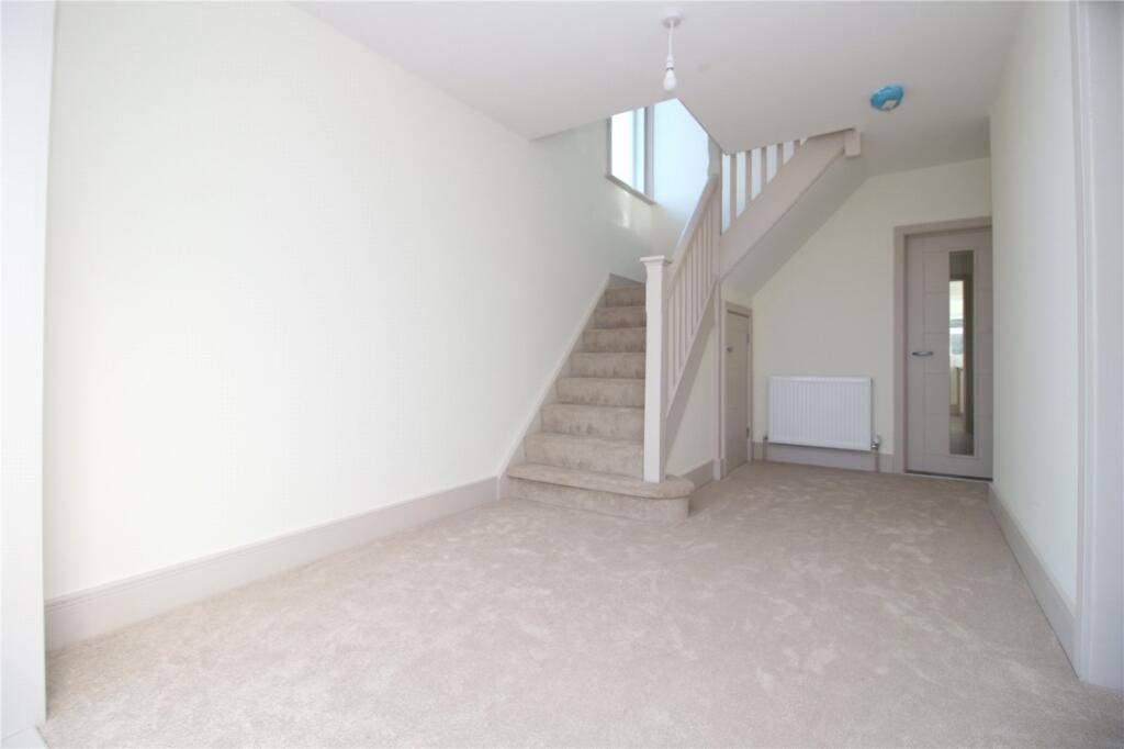 Additional image 9 of York Avenue, New Milton, Hampshire, BH25