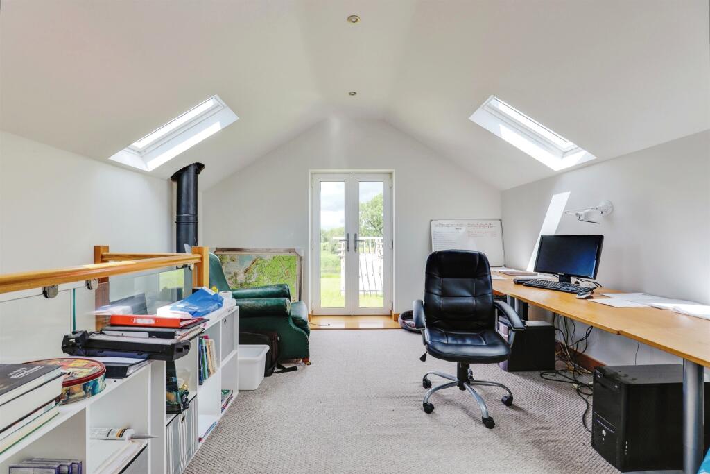 Additional image 25 of Newland Fawr Farm, Llangan