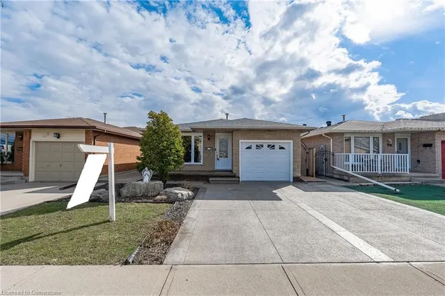 98 Juniper Dr