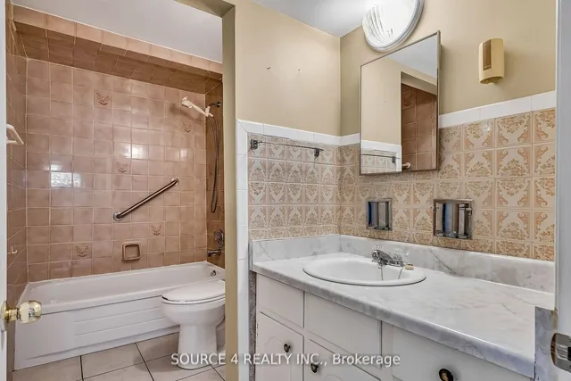 Additional image 30 of 21 Madonna Gdns