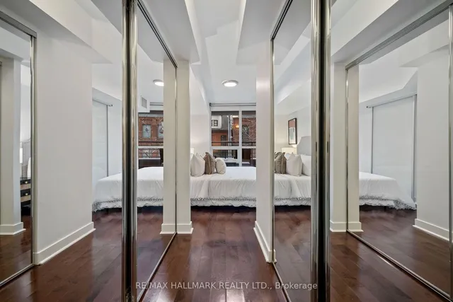 Additional image 32 of 320 Richmond St Unit 203