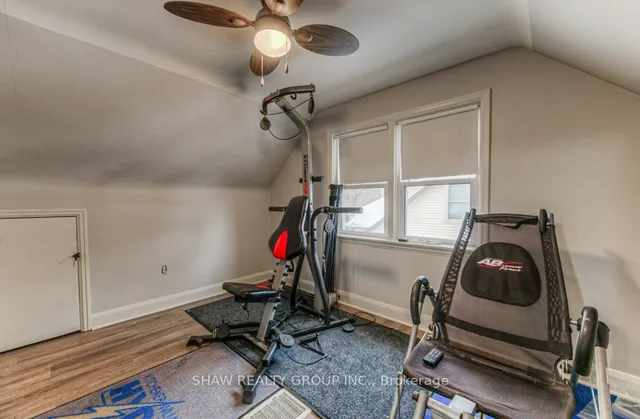 Additional image 17 of 39 Turner Ave