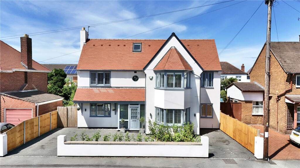 Cleveley Road, Meols, Wirral, CH47