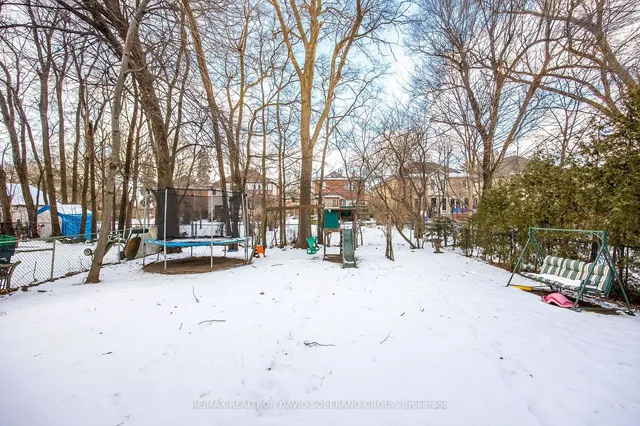 Additional image 30 of 14 Northmount Ave