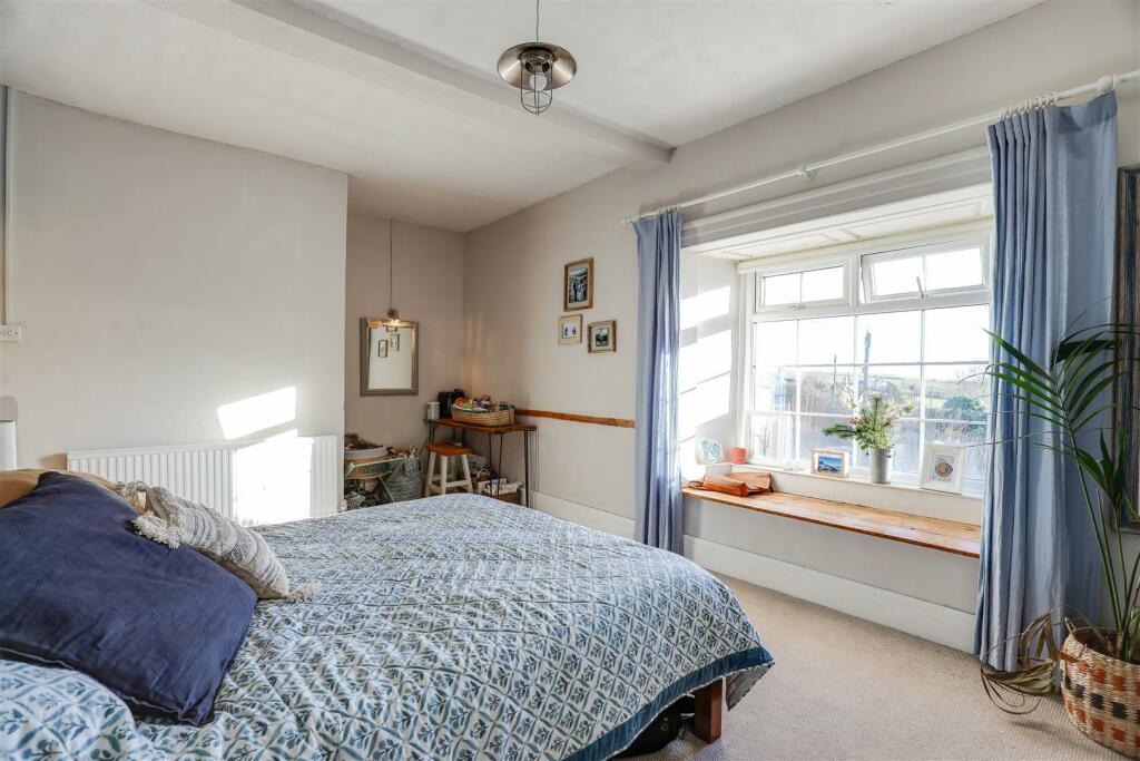 Additional image 6 of 2 Woodford House, Colhugh Street, Llantwit Major, Vale of Glamorgan, CF61 1RF