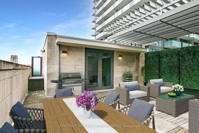 Additional image 38 of 63 St Mary St Unit TH 2