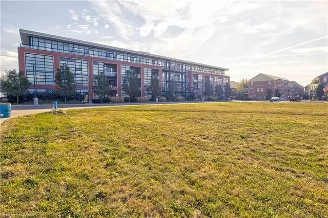 Additional image 38 of 155 St Leger St Unit 115