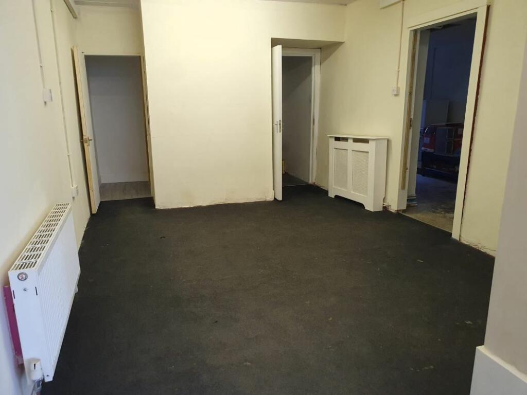 Additional image 28 of 25 Thompson Street, Barry, Vale of Glamorgan, CF63 4JL