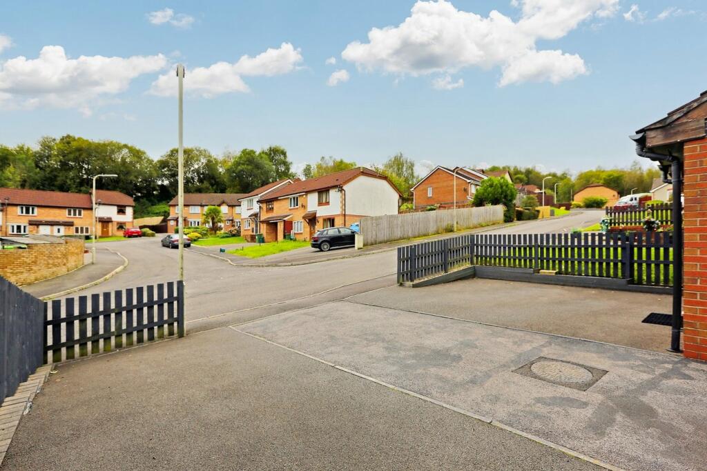 Additional image 3 of Cefn Close, Glyncoch, Pontypridd, CF37