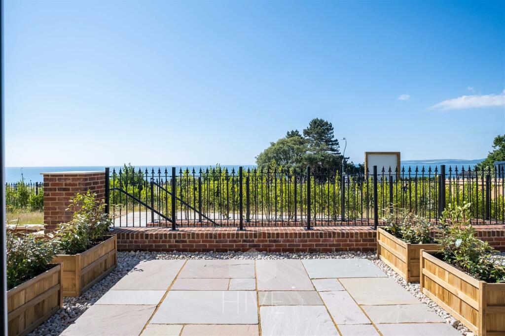 Additional image 10 of West Cliff Gardens, West Cliff, Bournemouth